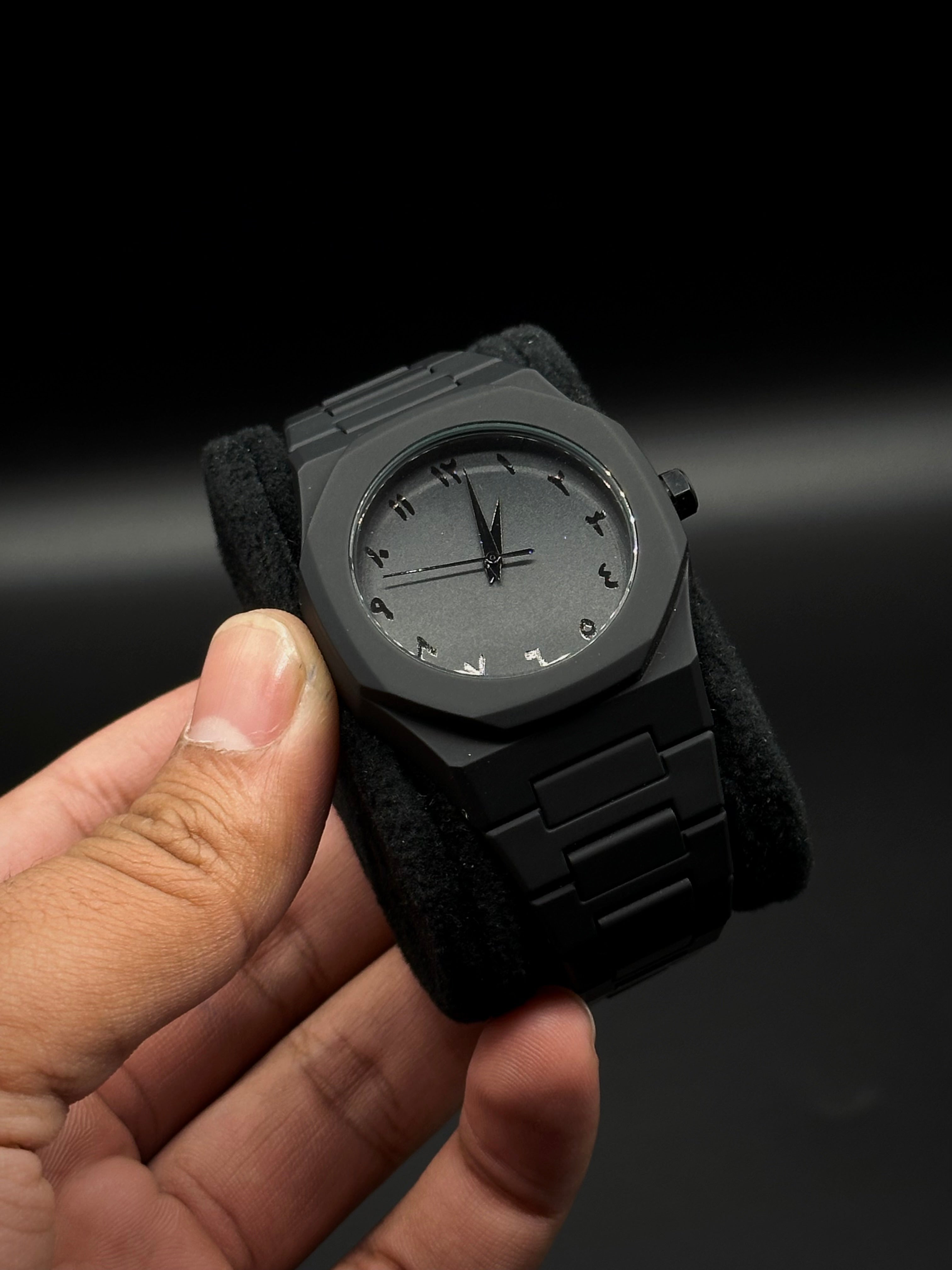 Full BLACK AURA Quartz Watch